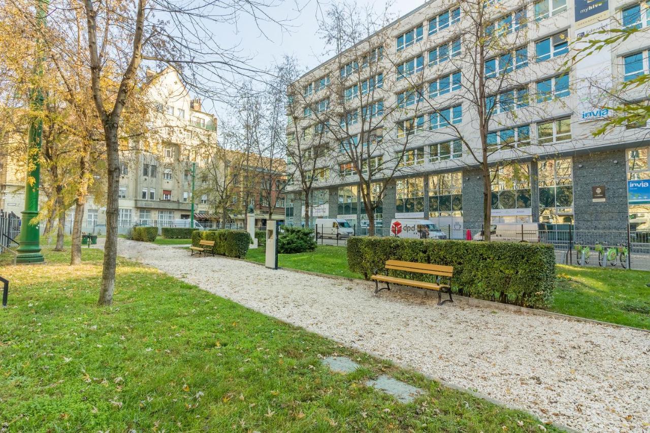 Mohinga Apartment Budapeste Exterior foto